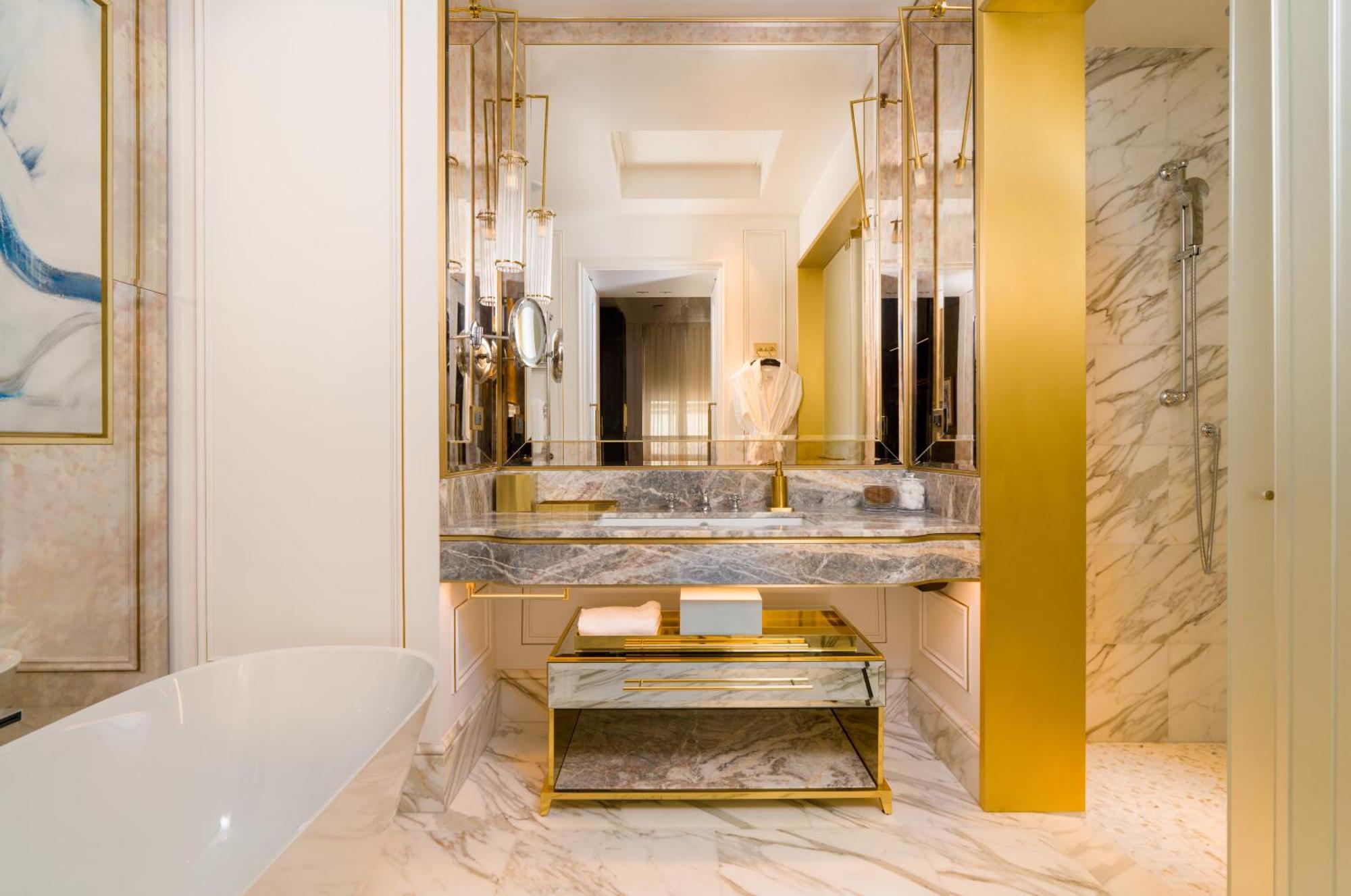 Corinthia Grand Hotel Du Boulevard Bucharest Exterior photo
